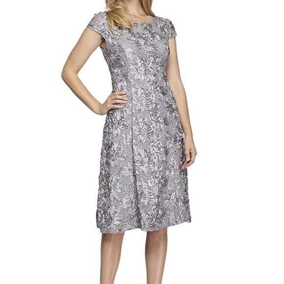 Alex Evenings cocktail Dress Rosette Lace with Cap Sleeves - Picture 1 of 6